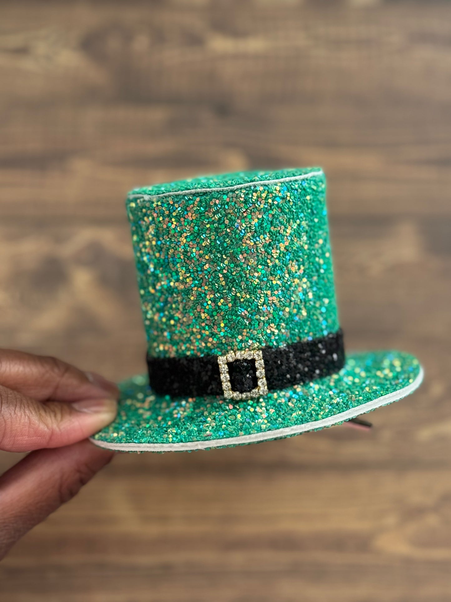 Lucky Top Hat Hair Bow
