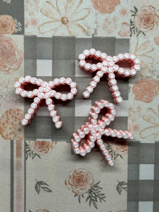 Pearly Coquette Bow Straw Topper