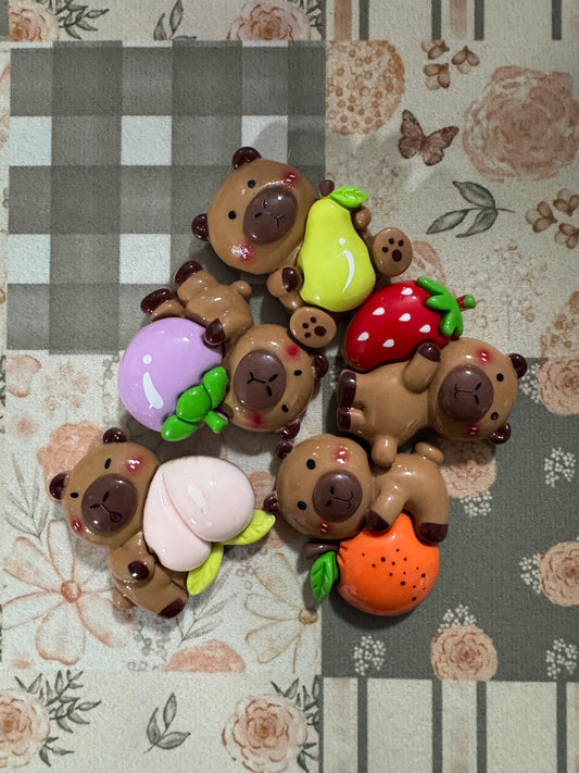 Capy bara Charm (Set of 3)
