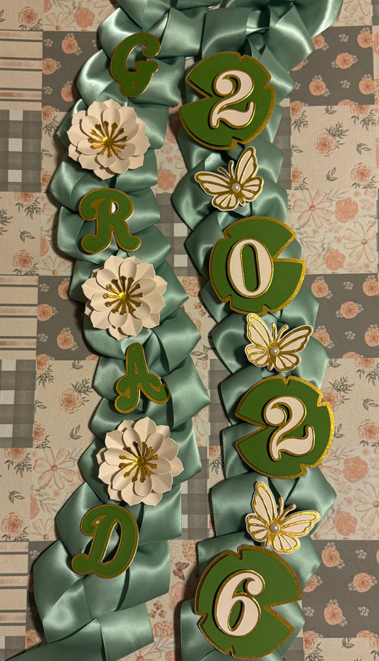 Lily Pad Floral Graduation Lei