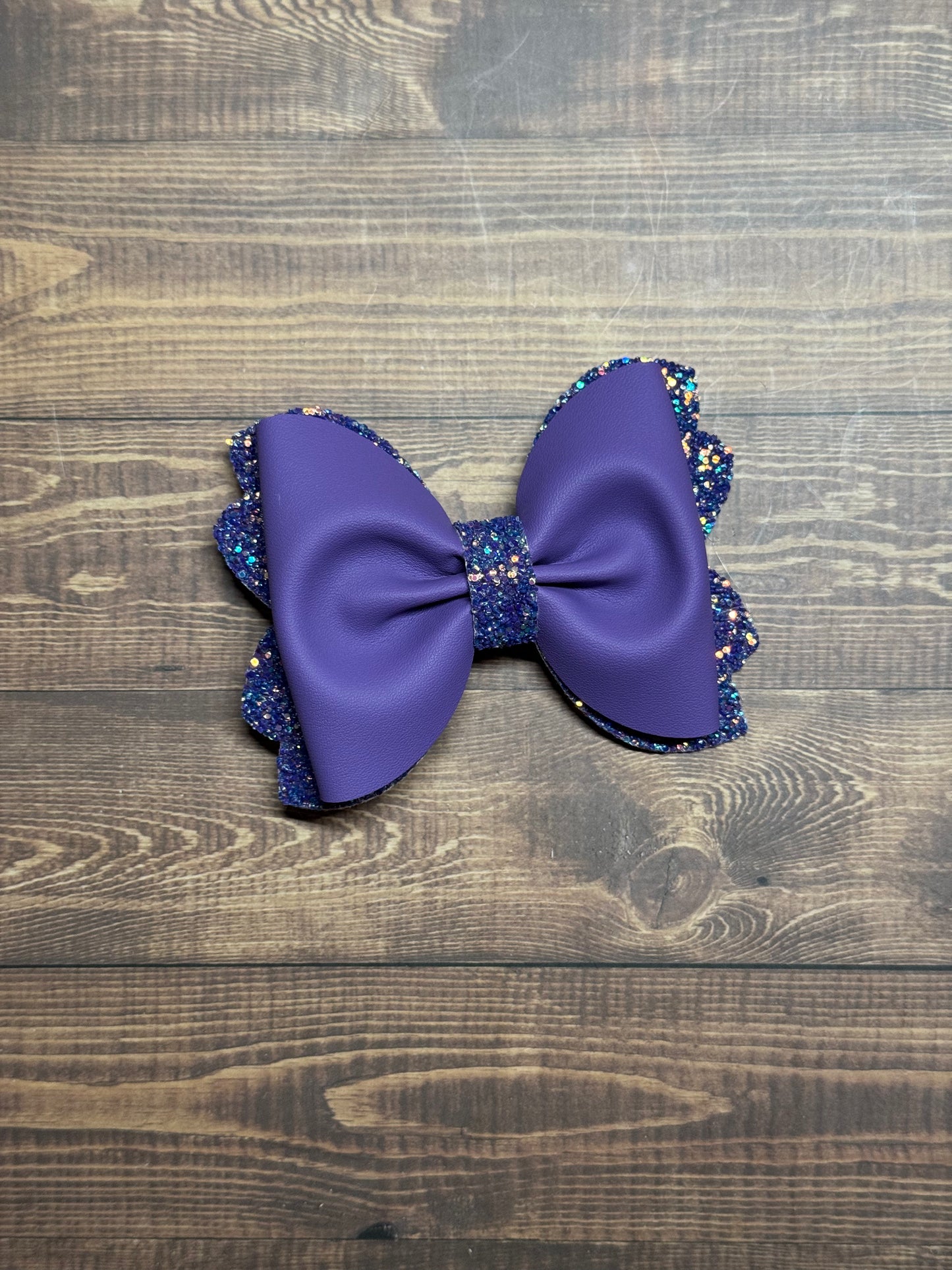 Vellina 4" Hair Bow
