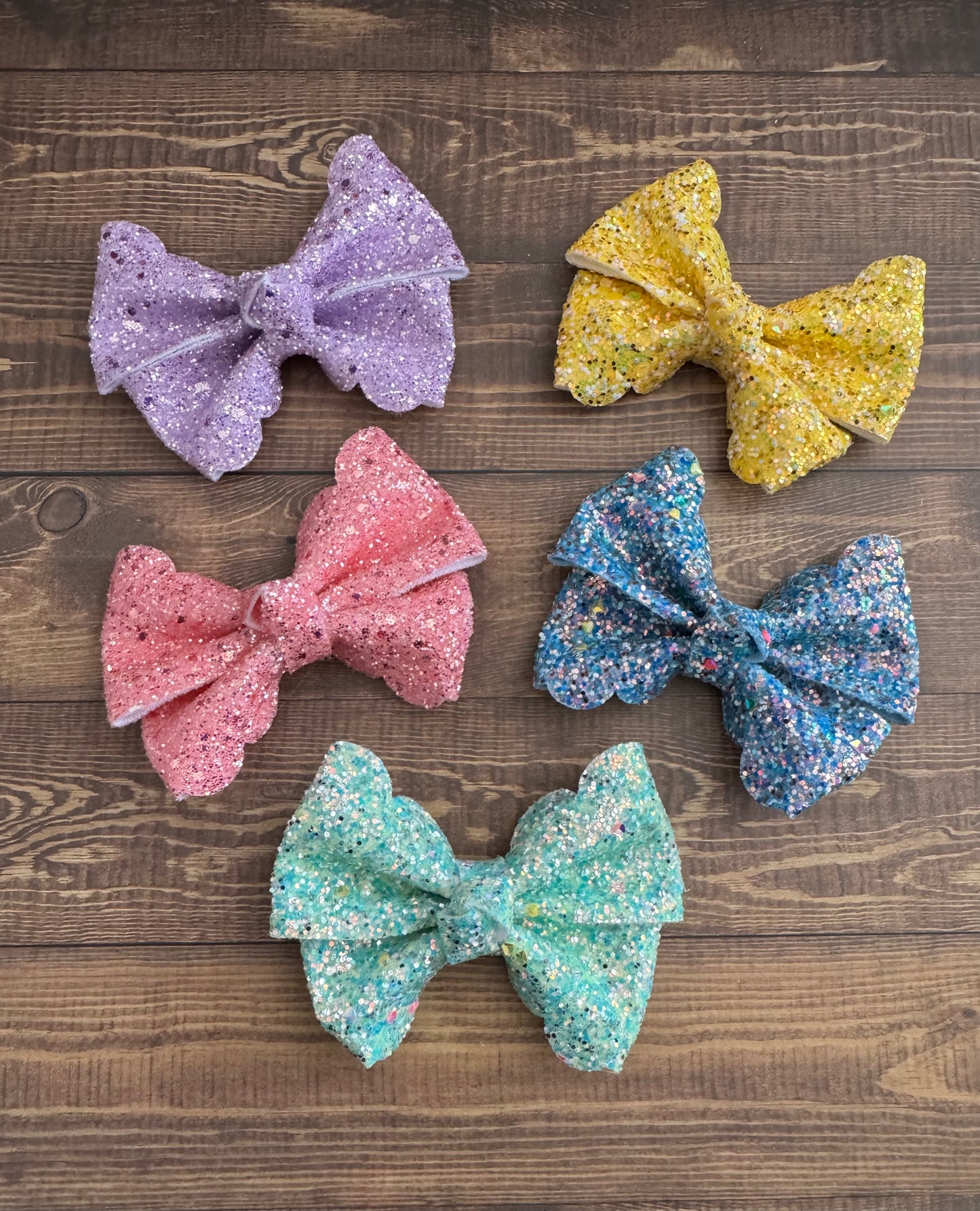 Pastel Dreams Scalloped Flouncy Bow