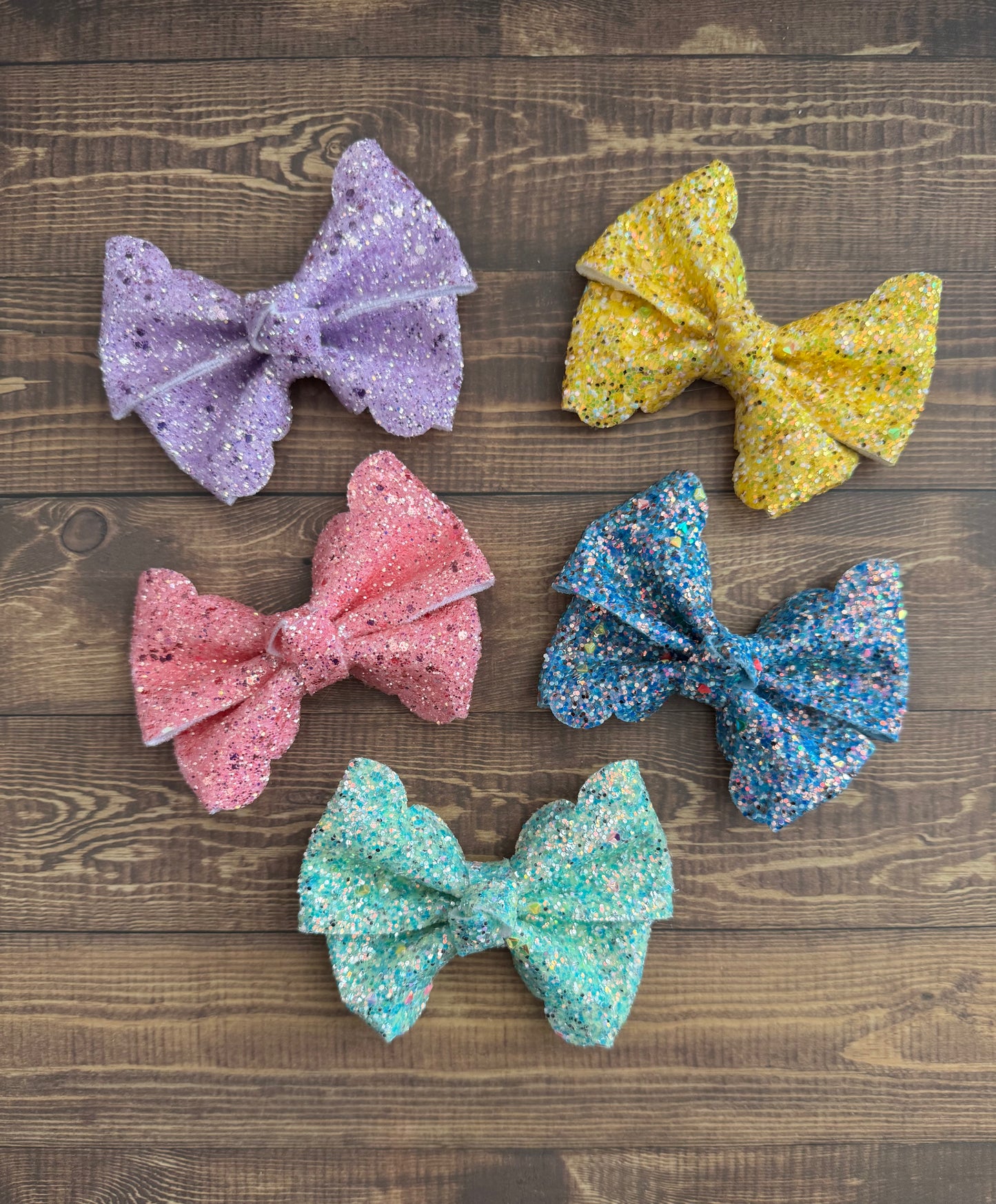 Pastel Dreams Scalloped Flouncy Bow