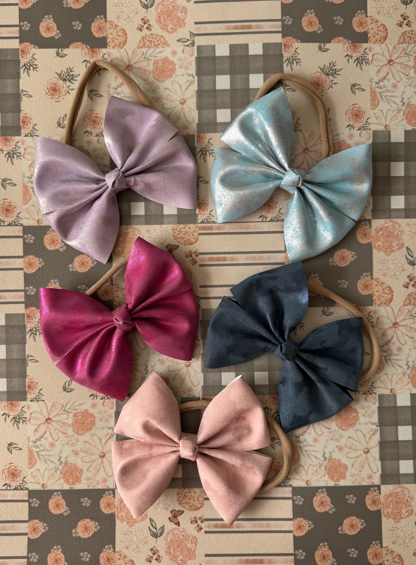 Flouncy 5.5" Headband Bow